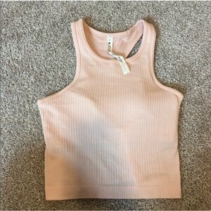 Light Pink Ebb to Street Crop